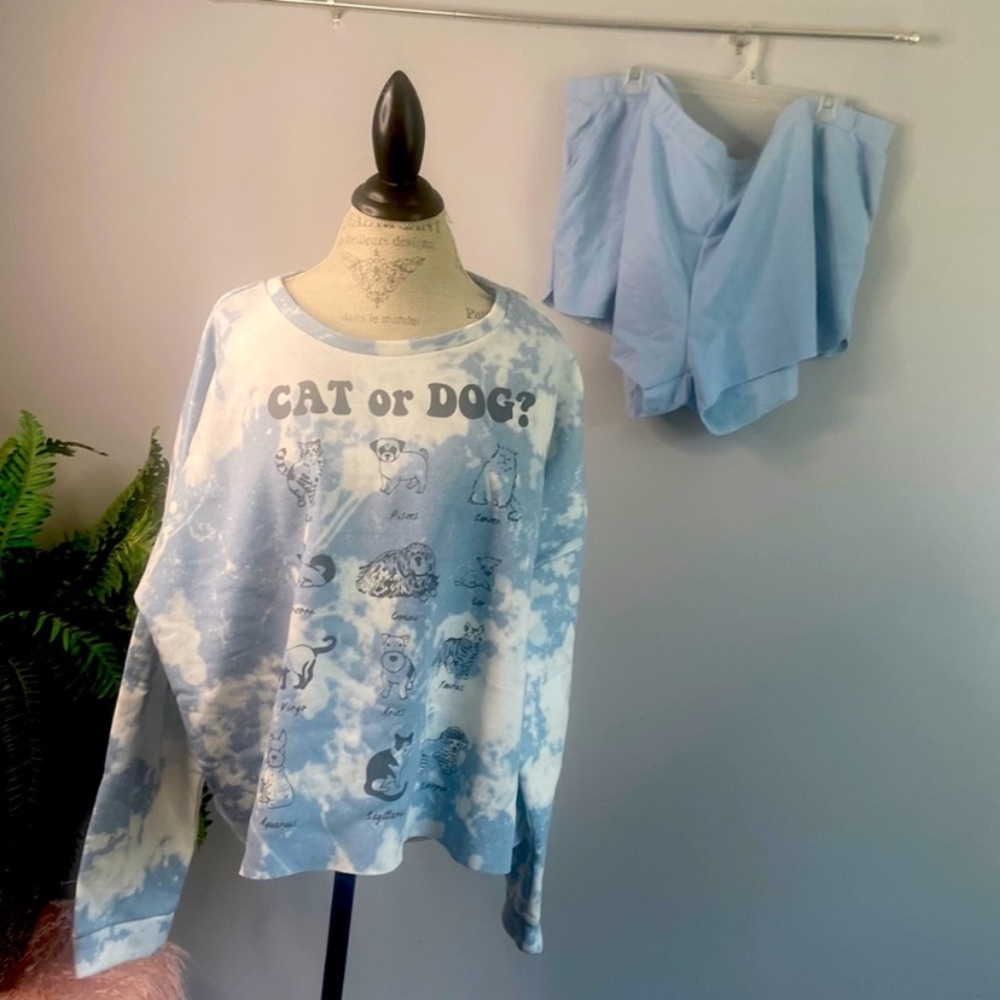 Grayson Social 3X Blue & White Tye Dye Sweatshirt & Shorts Set Cat Dog